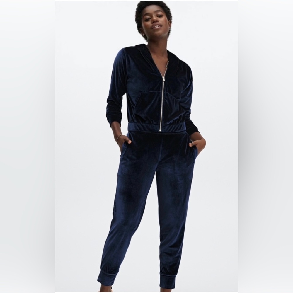 FABLETICS Luxe Velour 2-pc Set - Size Small